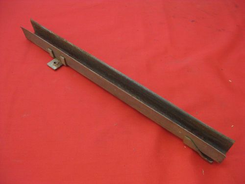 1959-1960 nomad wagon right tailgate window channel        5154