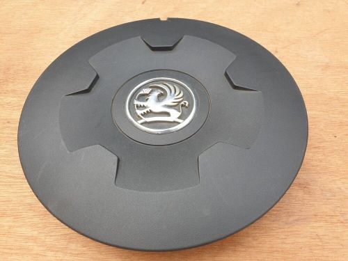 One genuine vauxhall vivaro a van steel wheel centre cap x1 2001-2014