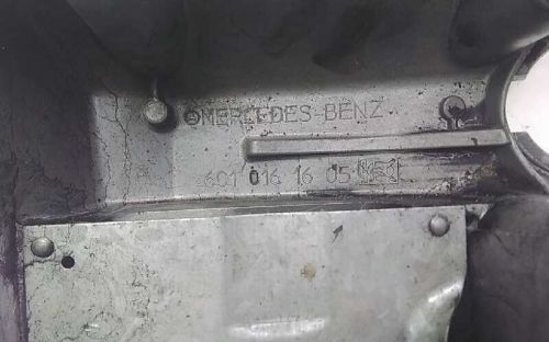 6010161605 rocker arm cover for mercedes-benz vito w638 closed box 990518-