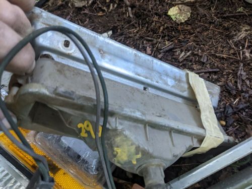 1971 Cadillac DeVille Turn signal light housing original guide #5963750, US $79.00, image 2