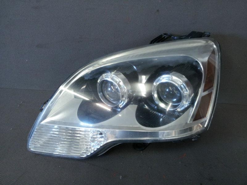 2007-2011 gmc arcadia driver side headlight 10372371