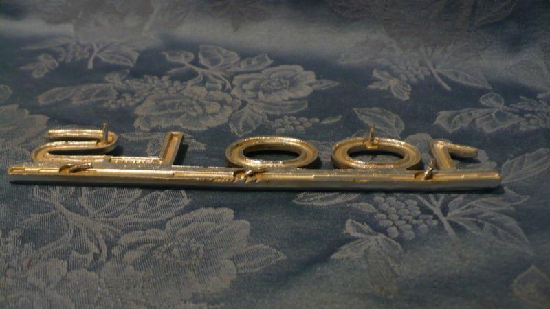 100 LS Auto Emblem, US $8.00, image 3