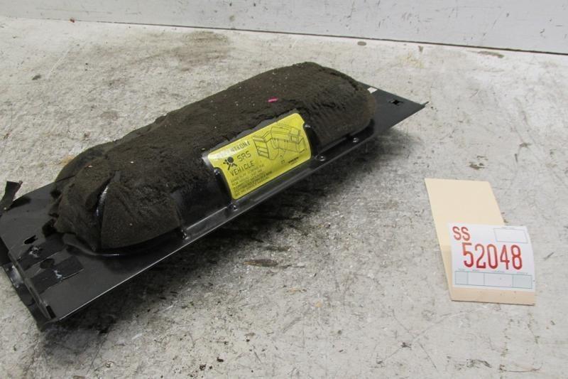 95 96 VOLVO 850 RIGHT PASSENGER FRONT KNEE BOLSTER COVER OEM, US $49.99, image 6