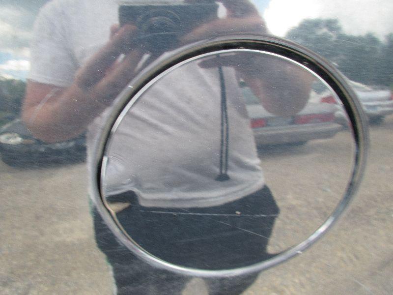 Purchase 05 FORD EXPLORER FUEL FILLER DOOR 193139 in Mobile, Alabama