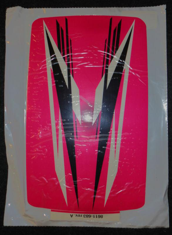 Arctic cat accessory decal 2012 / 2013 / 2014 non turbos - front pink - 8611-683