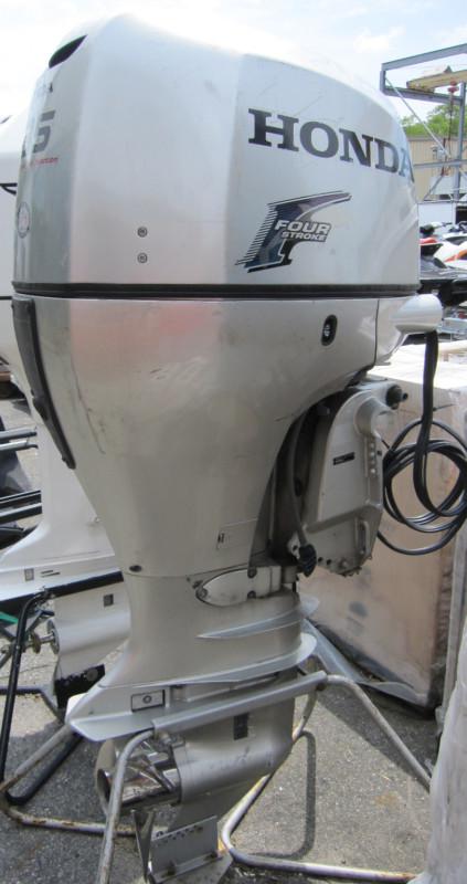 2009 Honda 135hp Outboard Boat Motor 4 Stroke 25