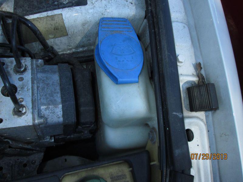 Buy 00 01 VW PASSAT WINDSHIELD WASHER BOTTLE in Lawrence, Massachusetts
