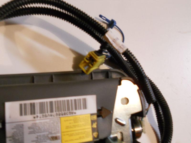 Buy GMC ENVOY 02 04 DRIVERS SEAT AIRBAG ASSEMBLY NR OEM 03 2002 2003