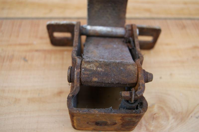 1955-1959 Chevy & GMC Truck Original upper Door Hinge, US $35.00, image 4