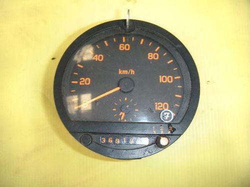 Isuzu elf 1995 tachograph [0461800]