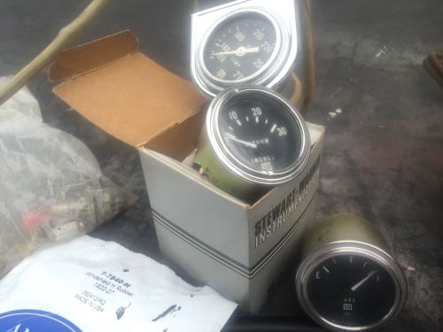 Lot of stewart warner gauges