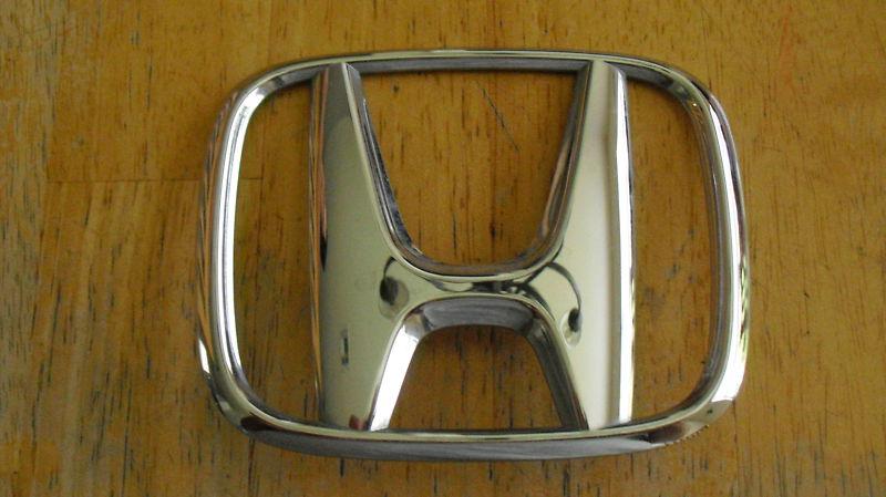 Honda odyssey '2010-2014 (crest) liftgate "emblem"