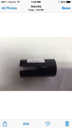 Hiniker sander top collar that locks top of spinner shaft in place