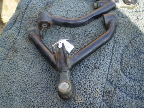 1995 suzuki 250 quad  2x4 r-side front a-arm  ass..