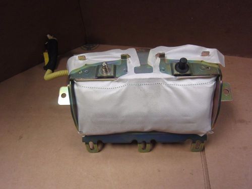 Oem 2004 2005 acura tsx passenger side air bag right r dash