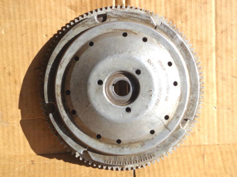 Johnson evinrude 1979 150 hp v4 flywheel casting no. 581044