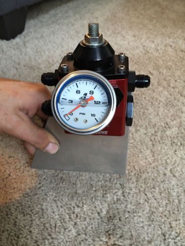 Aeromotive carbureted fuel pressure regulator 13203