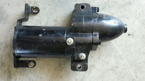 Evinrude outboard motor starter with bracket  psrt #586890