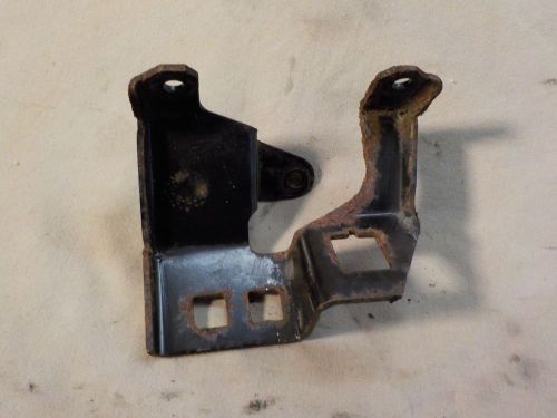 91-02 jeep wrangler tj yj 2.5 liter 4 cyl throttle cable support mount bracket