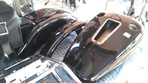 Harley davidson dyna wide glide tank and fender set