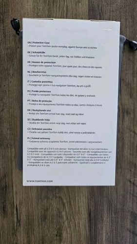 Genuine tomtom universal carry case for 4.3" to 5" sat nav new.