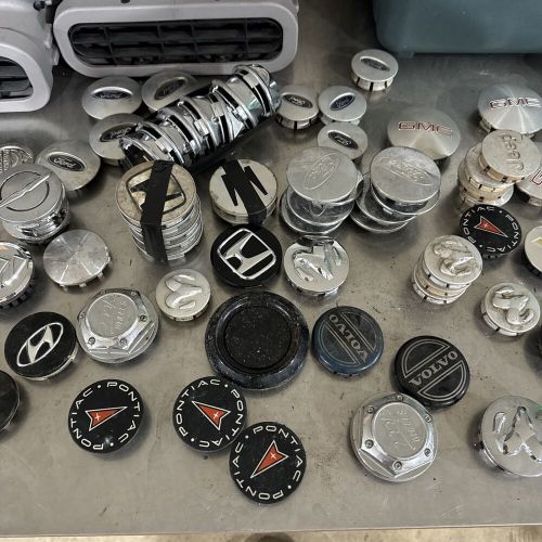 CENTER CAP LOT GMC/ CHEVY FORD 80+PC WHOLESALE LOT CENTER CAPS HUB CAP, US $120.00, image 2