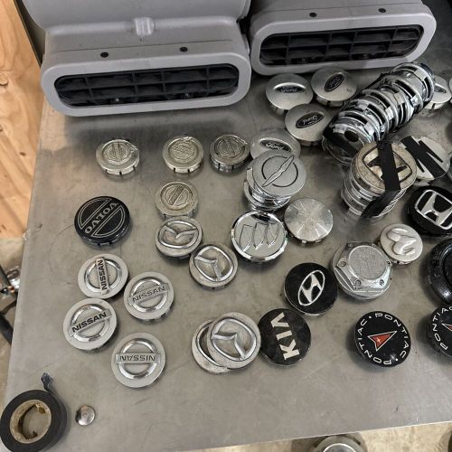 CENTER CAP LOT GMC/ CHEVY FORD 80+PC WHOLESALE LOT CENTER CAPS HUB CAP, US $120.00, image 3