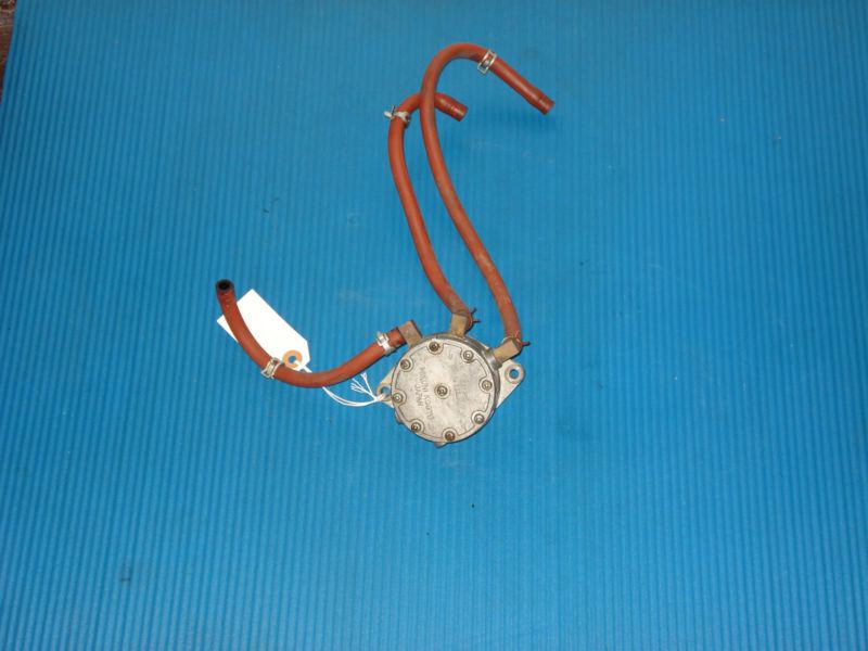 Suzuki outboard dt115 dt140 fuel pump 15100-94603
