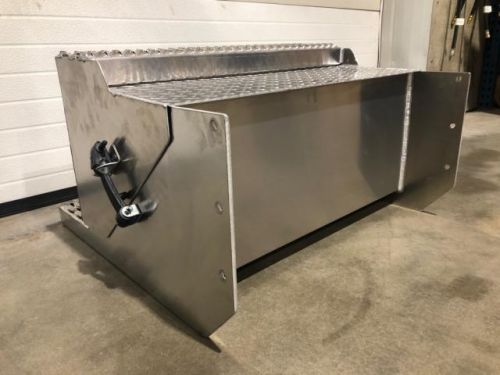 Peterbilt 379 Battery Box - New | P/N 0105010031, US $969.99, image 2