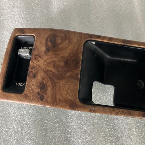 91 92 93 94 95 96 Chevy Caprice Door Handle Bezel Trim 10176600 Driver, US $49.00, image 2