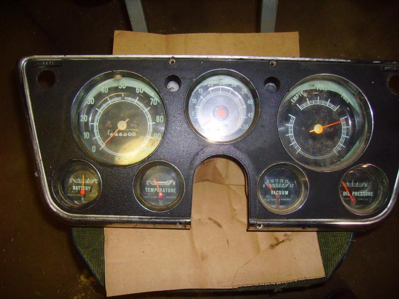 67-72 chevy truck tach dash with vacuum guage super rare! tachometer 1967 68 69 