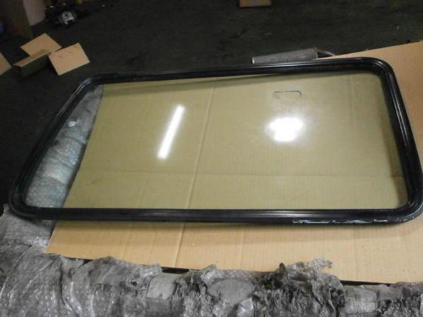 Mazda bongo 2003 side glass [0117290]