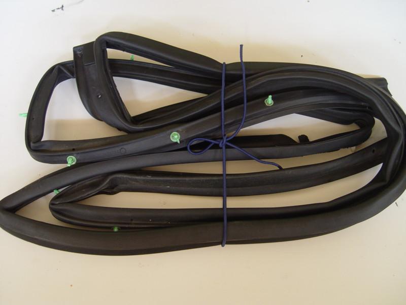 Nissan versa hatchback  2007-2008 oem interior-weather strip on body