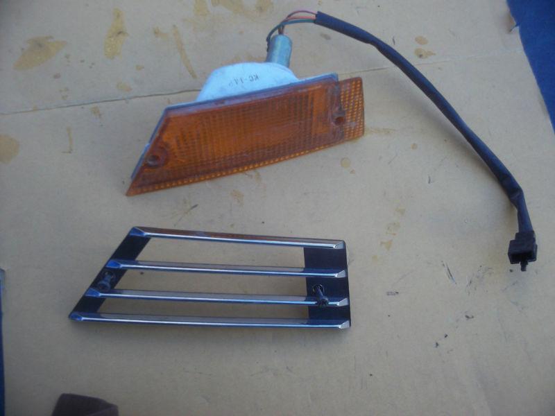 1985 honda gl 1200 left turn signal w grill gl1200 signal & grill ltd goldwing