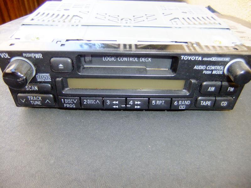 Rav4 in dash receiver/cassette deck/cd controller 1998 oem toyota a56409