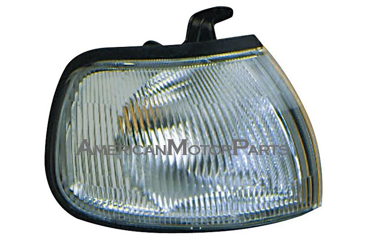 Passenger side replacement park turn signal corner light 93-94 nissan sentra