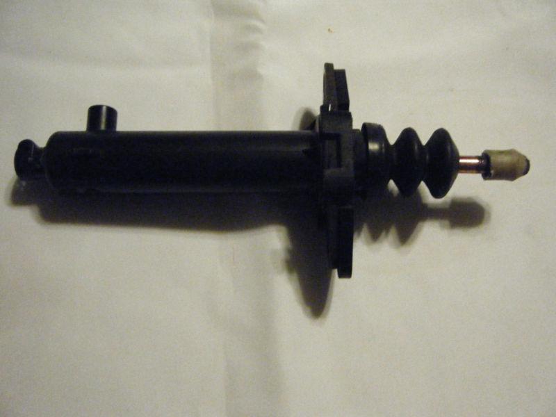Buy Good Used Clutch Slave Cylinder in Kulpmont, Pennsylvania, US, for