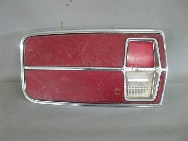 1967 toyota corona lh  tail light assembly housing   913