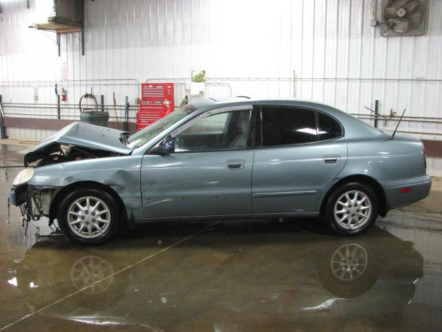 2001 daewoo leganza outer tail light lamp left