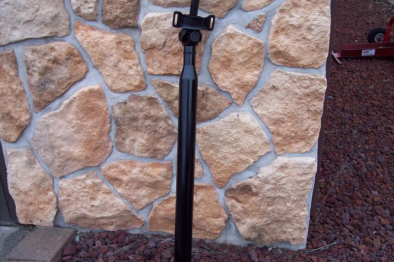 Mercedes benz  w123 300d rear drive shaft u-joint and center support