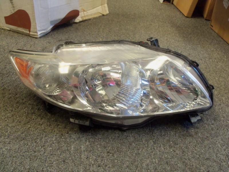 2009-2010 oem toyota corolla rh passenger side headlight 81130-12c20