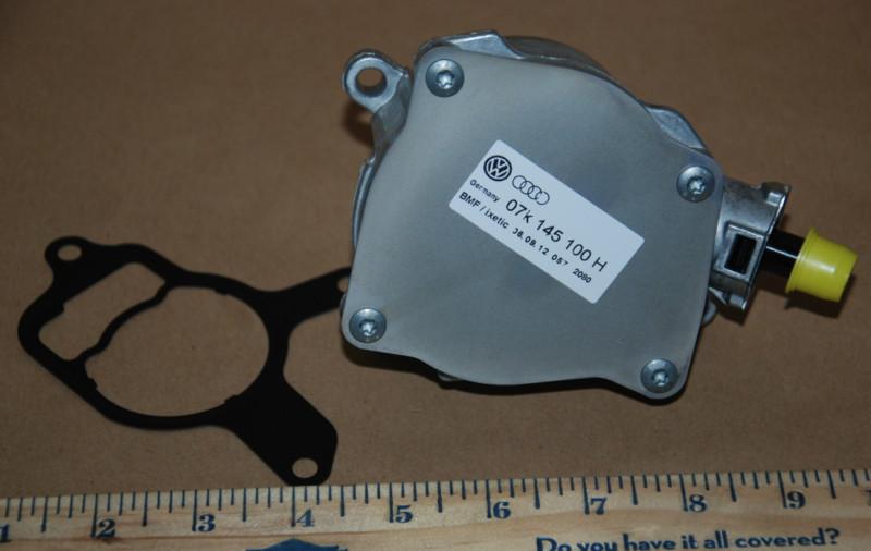 Find VW Beetle/Jetta Vacuum Pump 2.5 Liters in Escondido, California