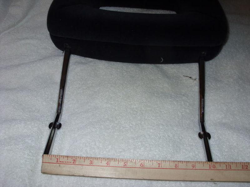 Audi 90 100  vw hoop head rests pair rear