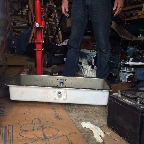 D6 430i marine white oil pan