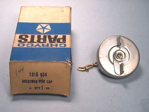 1946-1954 oil breather pipe cap looks like a gas cap - nos mopar chryco