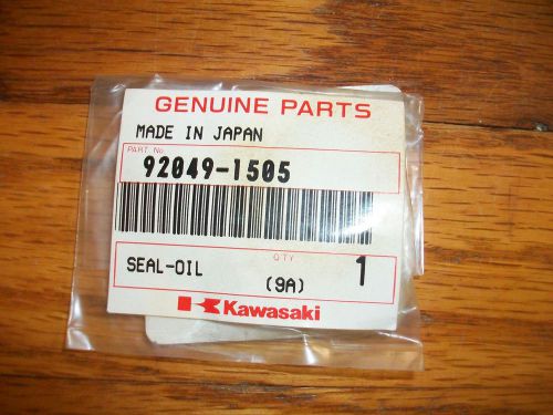 Nos kawasaki   oil seal 92049-1505