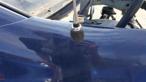 Town country caravan 05 06 07 antenna 140152