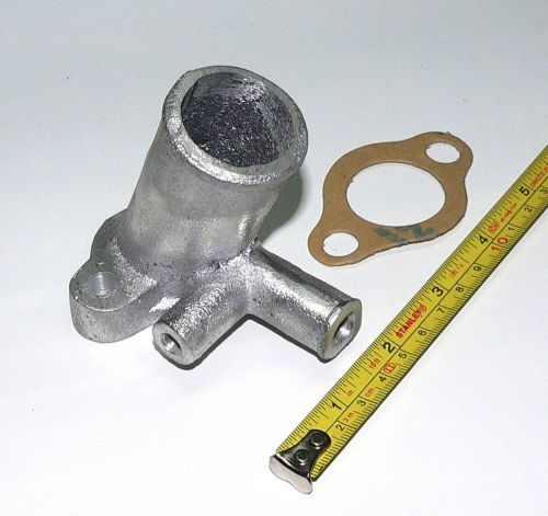 Water inlet for bluebird z-car truck 620 720 d21 z20/22/24 l20/24/26/28 engine