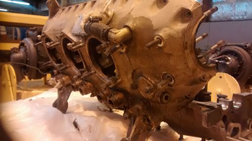 Six cessna 172 continental 0-300a 530163 pushrod housings.