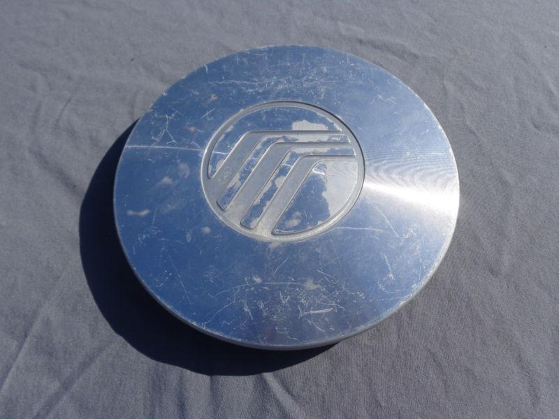 Find 9802 Mercury Grand Marquis 99 Sable CENTER CAP HUBCAP F6DC1A096